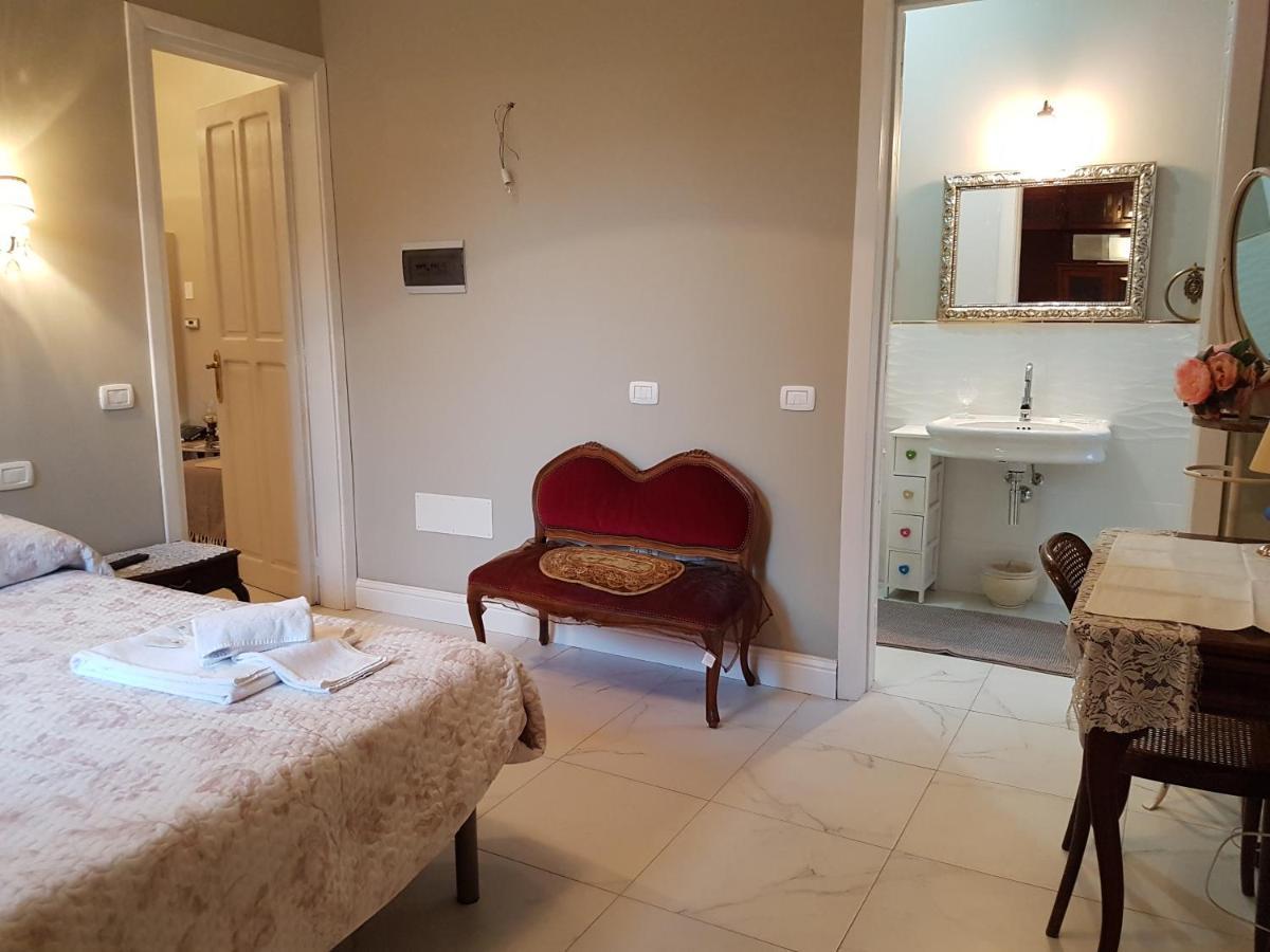 Villa Liberty Ofelia Locazioni Brevi Cagliari Exterior foto