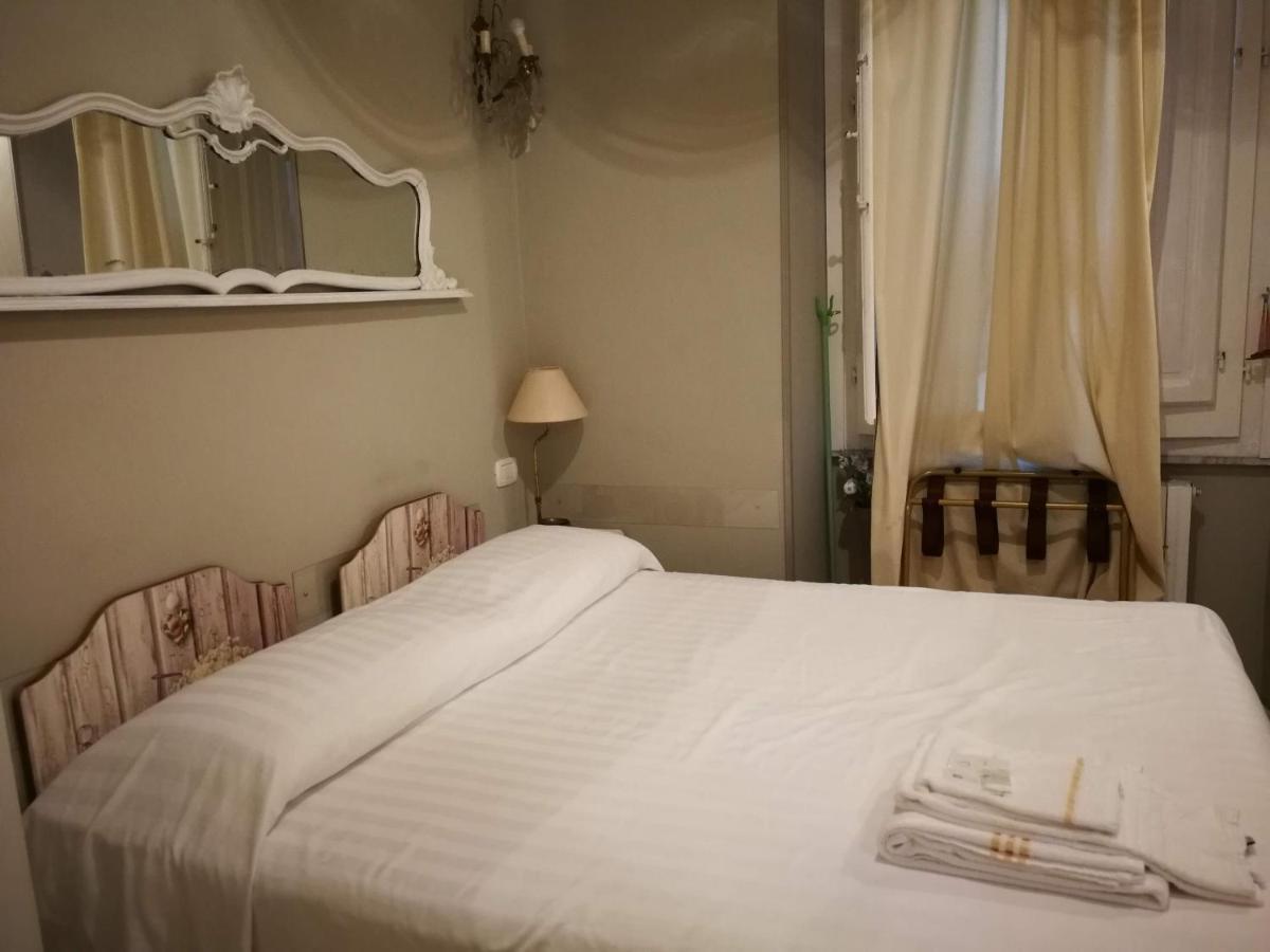 Villa Liberty Ofelia Locazioni Brevi Cagliari Exterior foto